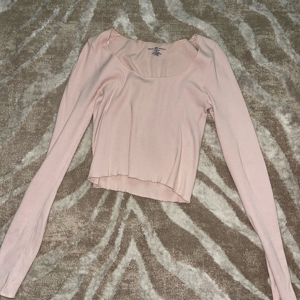 Brandy Melville Cropped Long Sleeve